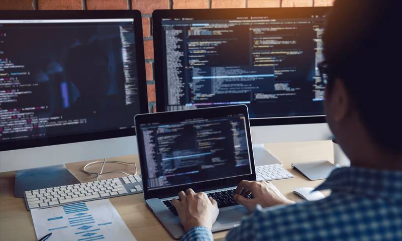 数据科学选型：R与Python如何赋能高碑店市网站建设？